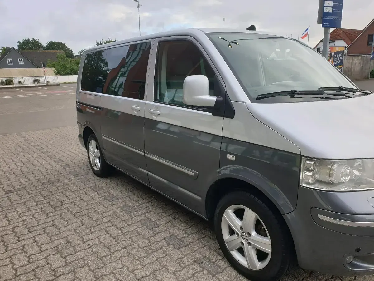 Gebraucht VW Multivan 174 PS (127 kW) 2005 Andere farben Van / Kleinbus
