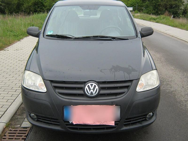 Usata VW Fox 75 CV (55 kW) 2008 Nero Utilitaria