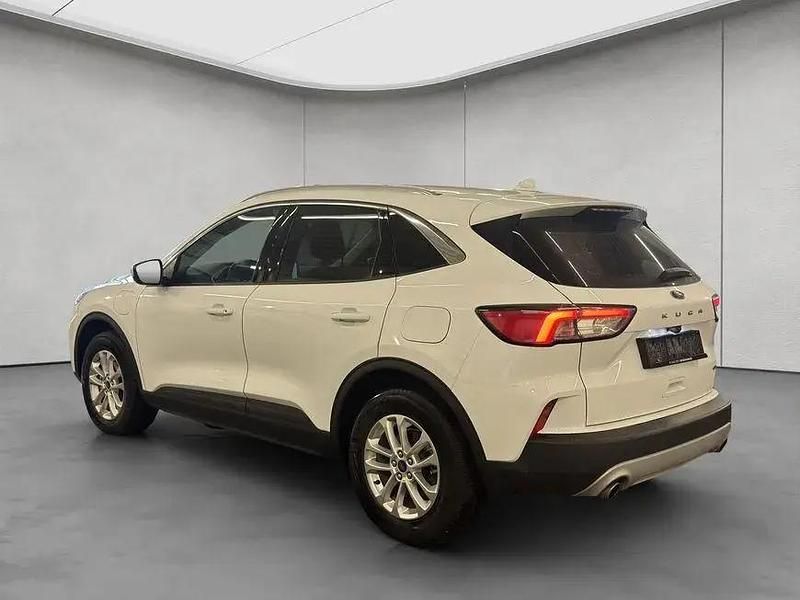 Gebraucht Ford Kuga Titanium 224 PS (164 kW) 2022 Frozen white SUV