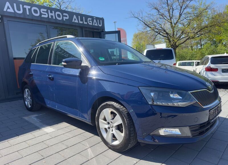 Blau Gebraucht 2018 Skoda Fabia Style Kombi | 8.490 € (Guter Preis) - Bild 1/4