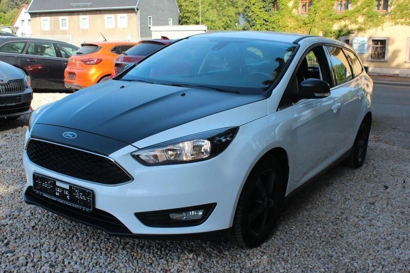 Weiß Gebraucht 2016 Ford Focus Kombi | 5.900 € (Superpreis) - Bild 1/4