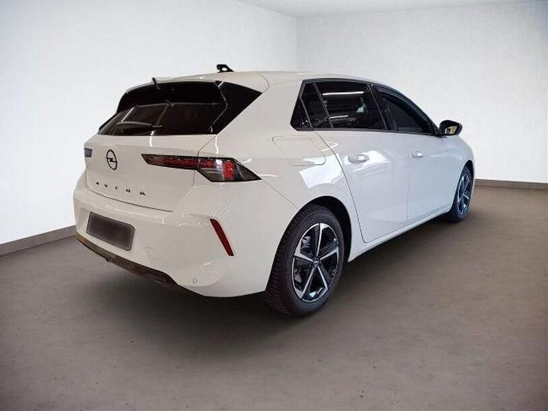 Gebraucht Opel Astra 131 PS (96 kW) 2024 Weiß Limousine