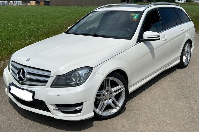 Weiß Gebraucht 2013 Mercedes C300 AMG Limousine | 9.300 € (Fairer Preis) - Bild 1/4