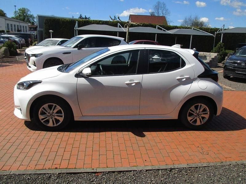 Second-hand Mazda 2 92 CP (67 kW) 2023 Alb Hatchback