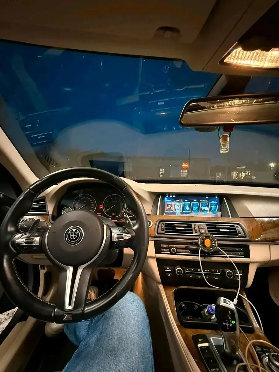 Gebraucht BMW 528 258 PS (189 kW) 2010 Grau Limousine