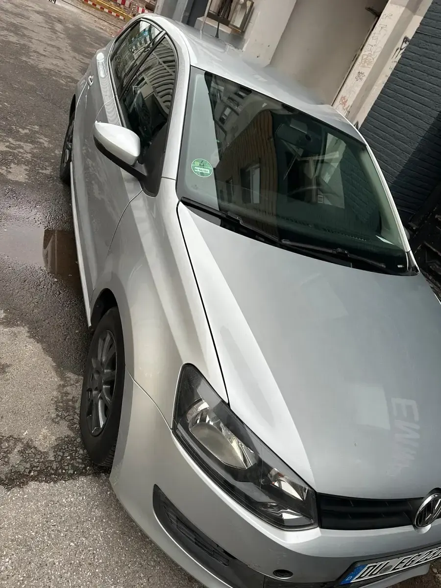 Gebraucht VW Polo 64 PS (47 kW) 2009 Grau Kleinwagen