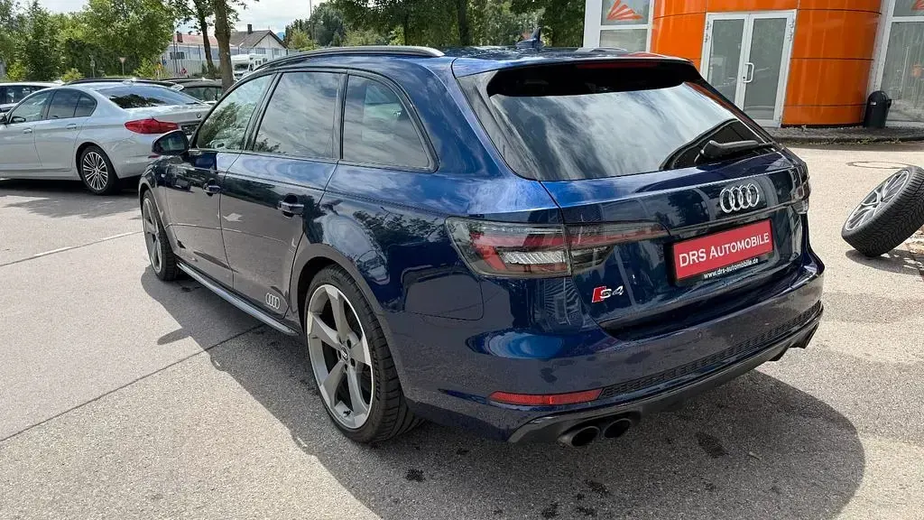Gebraucht Audi S4 Sport 354 PS (260 kW) 2017 Navarrablau Kombi