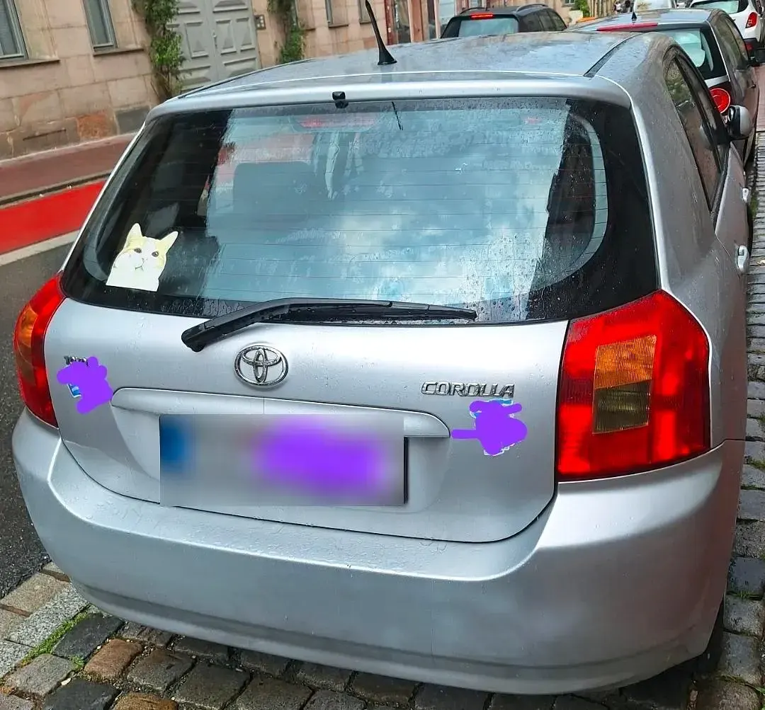 Gebraucht Toyota Corolla 97 PS (71 kW) 2003 Silber Kleinwagen