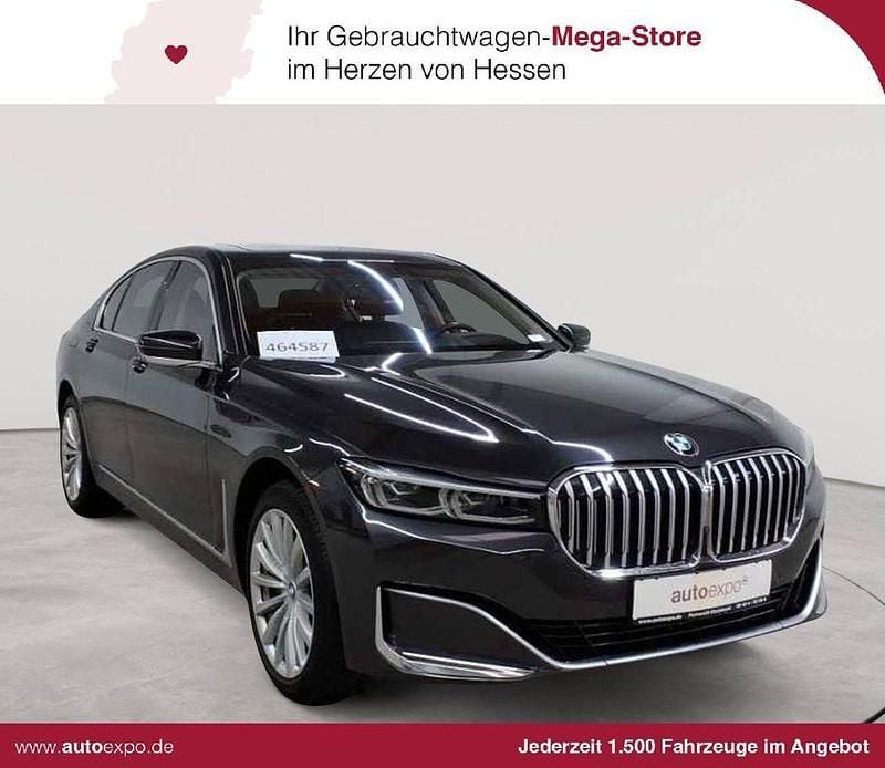 Grau Gebraucht 2022 BMW 740 Limousine | 47.289 € (Superpreis) - Bild 1/4