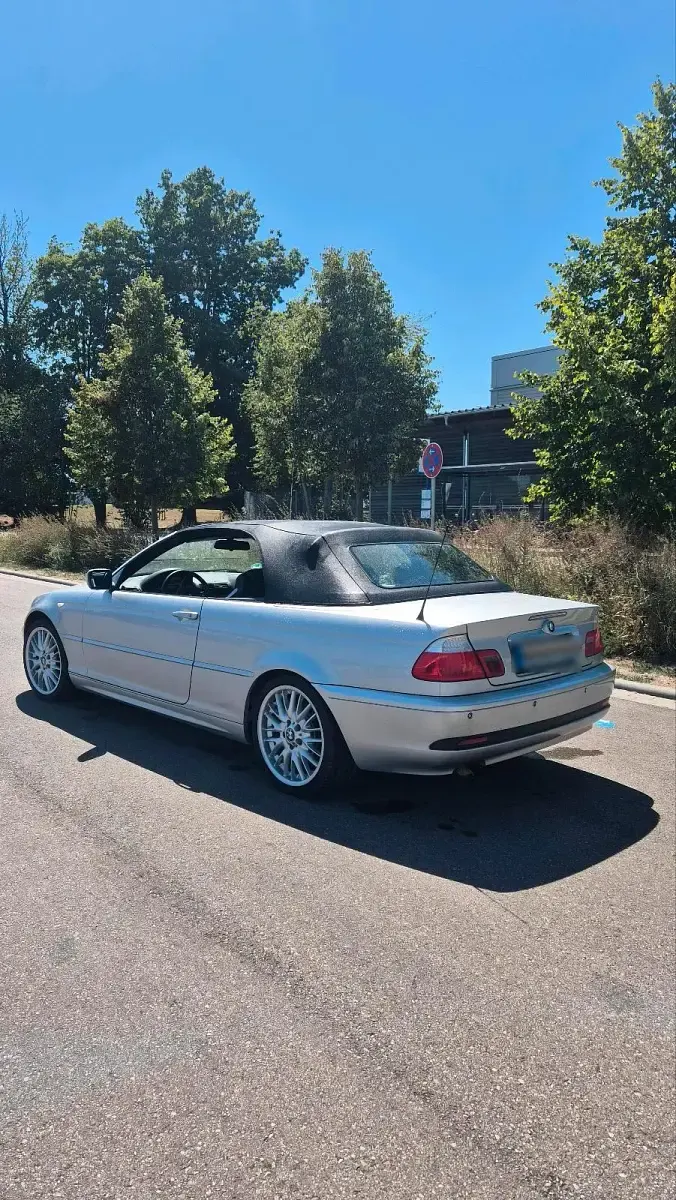 Gebraucht BMW 320 Cabriolet 150 PS (110 kW) 2006 Grau Cabrio