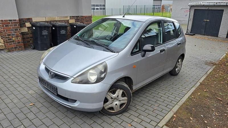 Gebraucht Honda Jazz S 77 PS (56 kW) 2003 Silber Kleinwagen