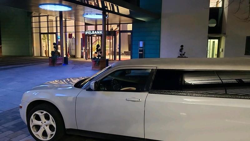 Gebraucht Chrysler 300C 249 PS (183 kW) 2007 Weiß Limousine