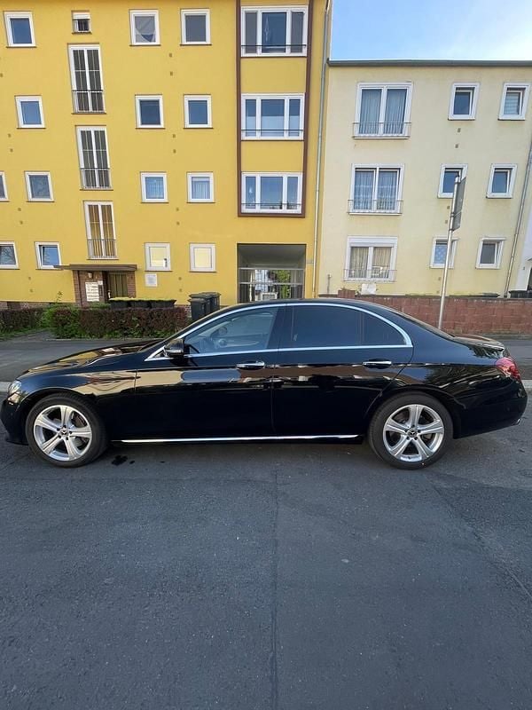 Usata Mercedes E350 286 CV (210 kW) 2017 Nero Berlina
