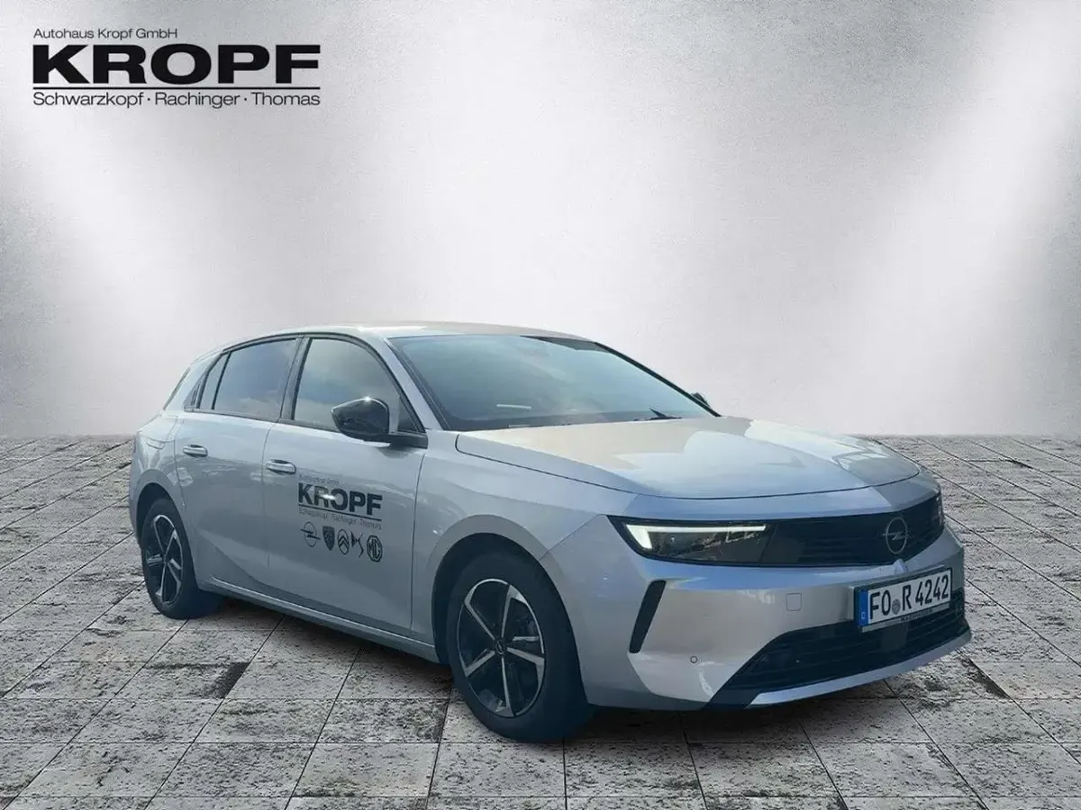Gebraucht Opel Astra Edition 131 PS (96 kW) 2025 Grau Limousine