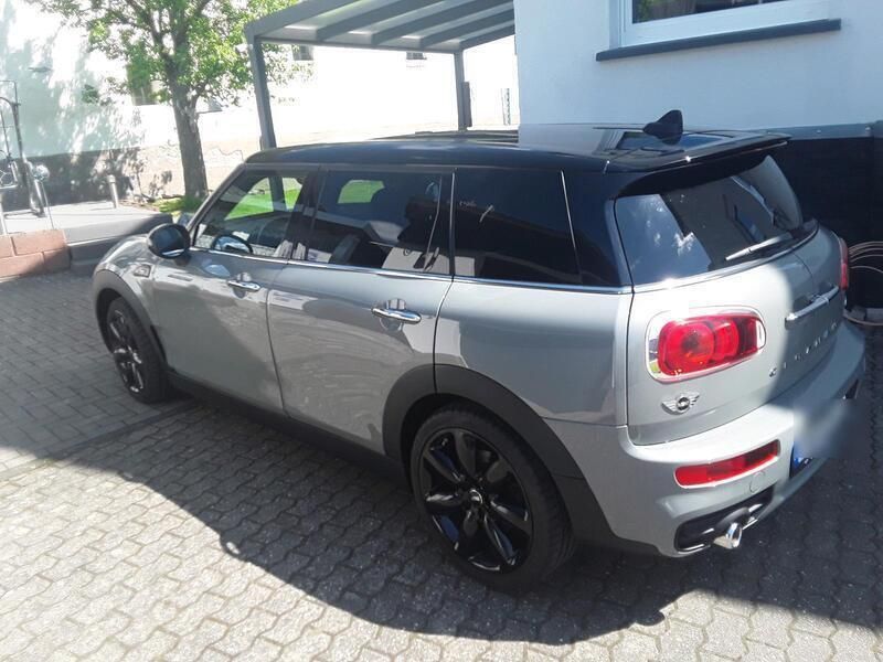 Grau Gebraucht 2017 Mini John Cooper Works Clubman Kombi | 23.999 € - Bild 1/4