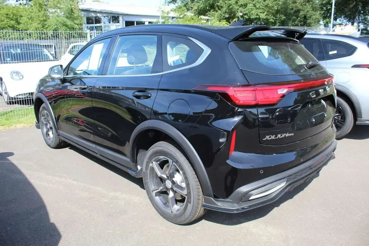 Neu Haval Jolion Premium 177 PS (130 kW) 2026 Schwarz SUV