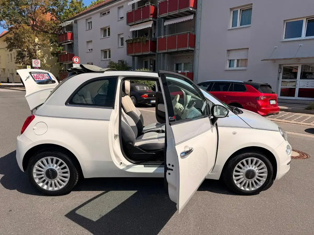 Gebraucht Fiat 500 Collezione 69 PS (50 kW) 2019 Weiß Cabrio