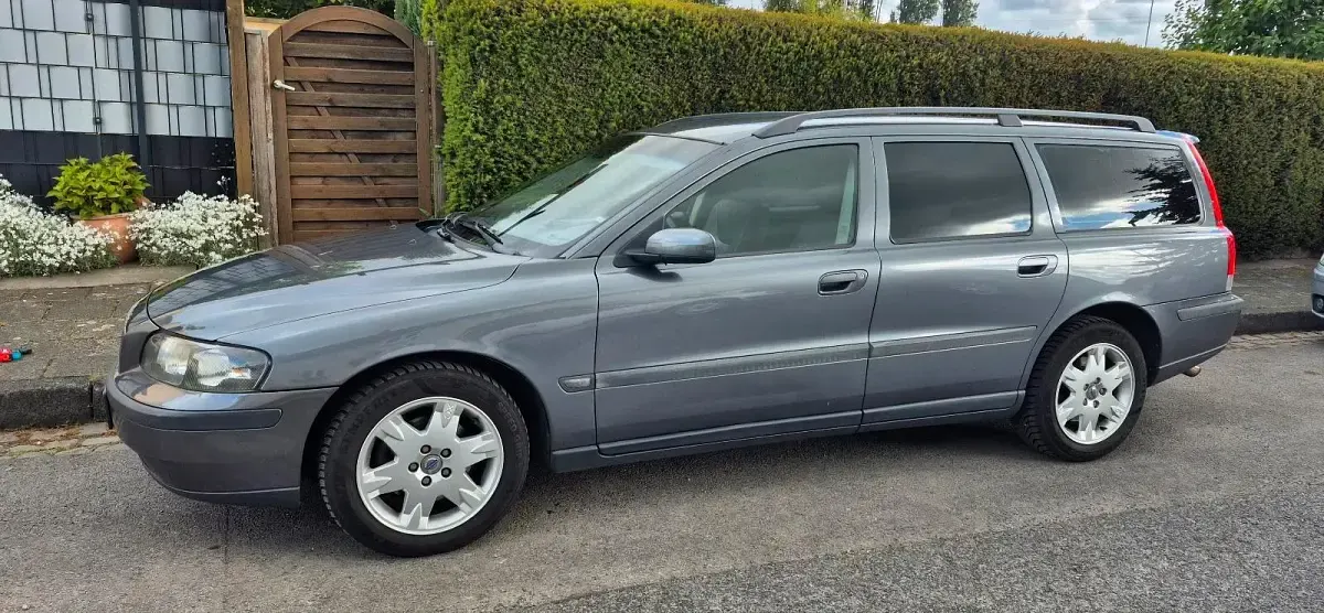 Gebraucht Volvo V70 163 PS (119 kW) 2003 Grau Kombi