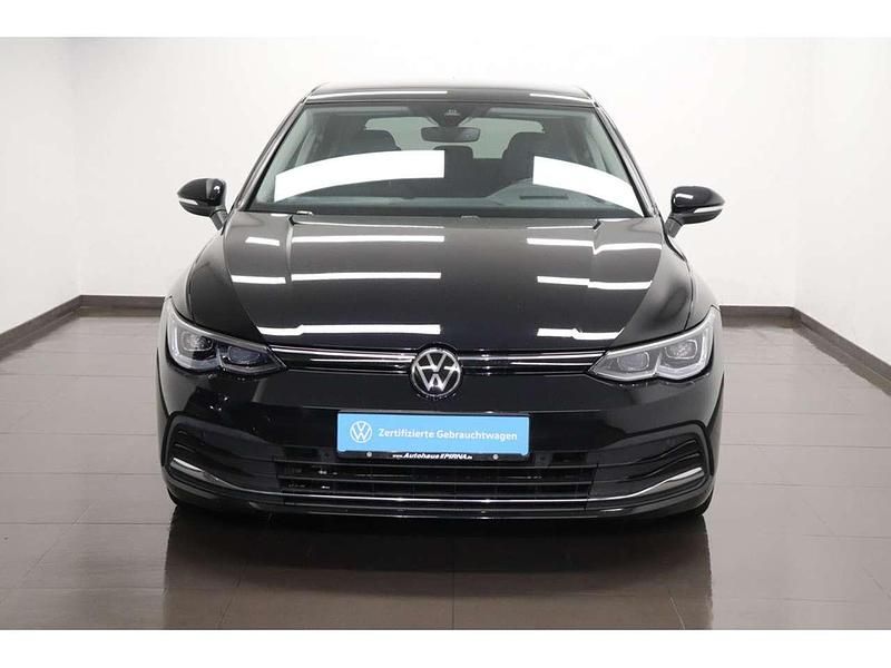 Gebraucht VW Golf VIII Active 150 PS (110 kW) 2022 Deep black Limousine