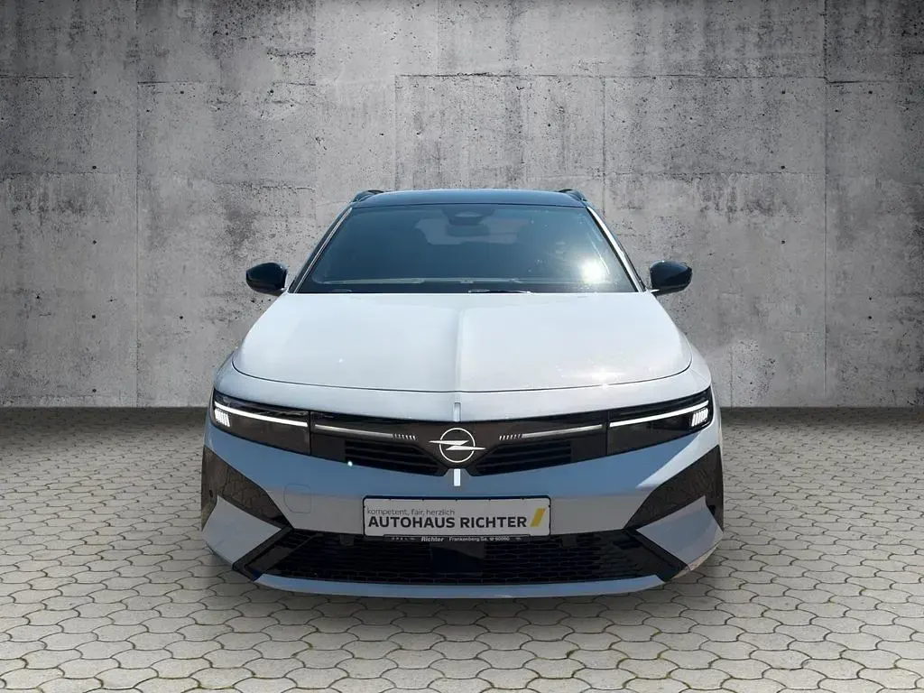 Gebraucht Opel Astra 145 PS (106 kW) 2026 Weiß Kombi