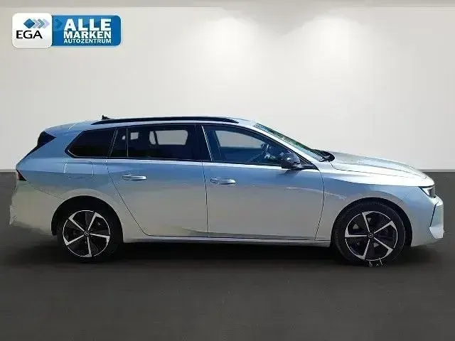 Gebraucht Opel Astra Business Elegance 131 PS (96 kW) 2024 Grau metallic Kleinwagen