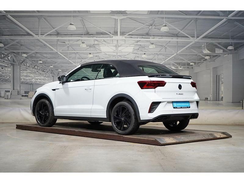 Gebraucht VW T-Roc Cabriolet Style 150 PS (110 kW) 2025 Pure white schwarz Cabrio