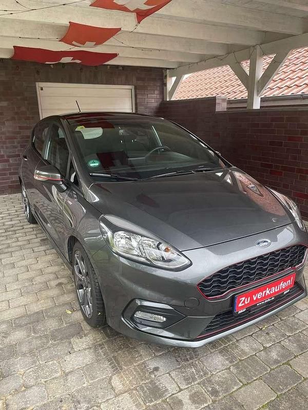 Grau Gebraucht 2019 Ford Fiesta ST-Line Kleinwagen | 13.150 € (Fairer Preis) - Bild 1/4