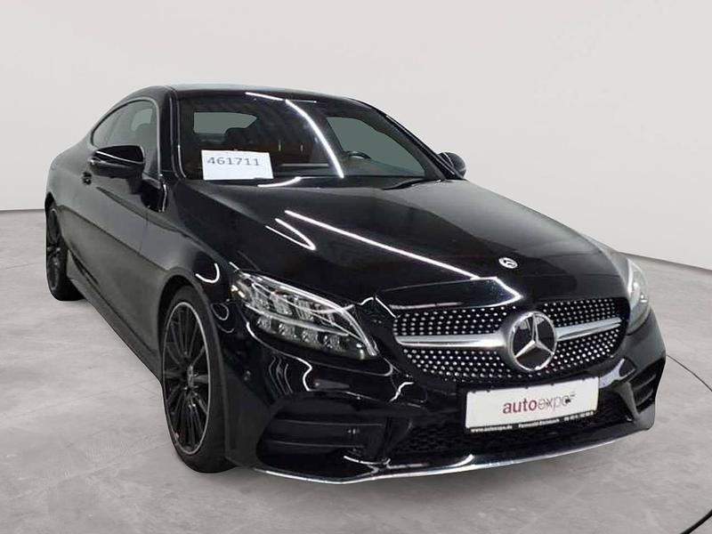 Schwarz Gebraucht 2022 Mercedes C220 AMG line Coupé | 36.090 € (Fairer Preis) - Bild 1/4