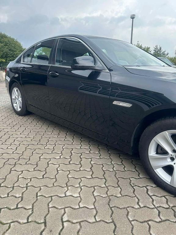 Gebraucht BMW 523 204 PS (150 kW) 2011 Schwarz Limousine
