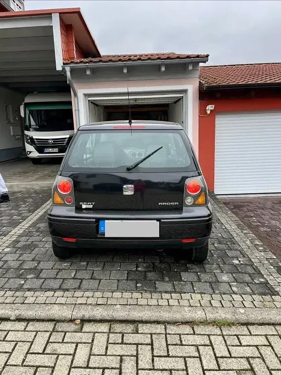 Gebraucht Seat Arosa Prima 50 PS (36 kW) 2004 Schwarz Kleinwagen
