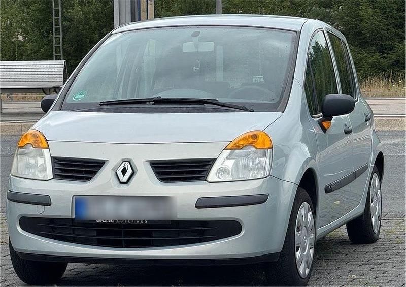 Grau Gebraucht 2005 Renault Modus Van / Kleinbus | 1.800 € - Bild 1/4