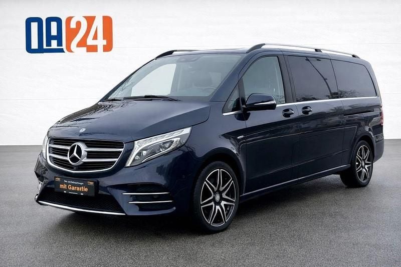 Gebraucht Mercedes V250 AMG 190 PS (139 kW) 2018 Blau Van / Kleinbus