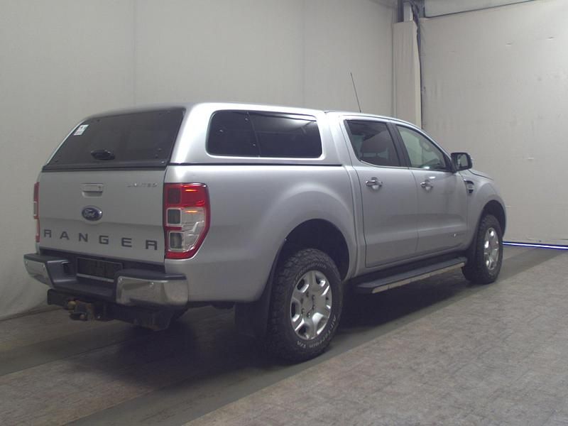 Gebraucht Ford Ranger Limited 160 PS (117 kW) 2019 Silber Abholung