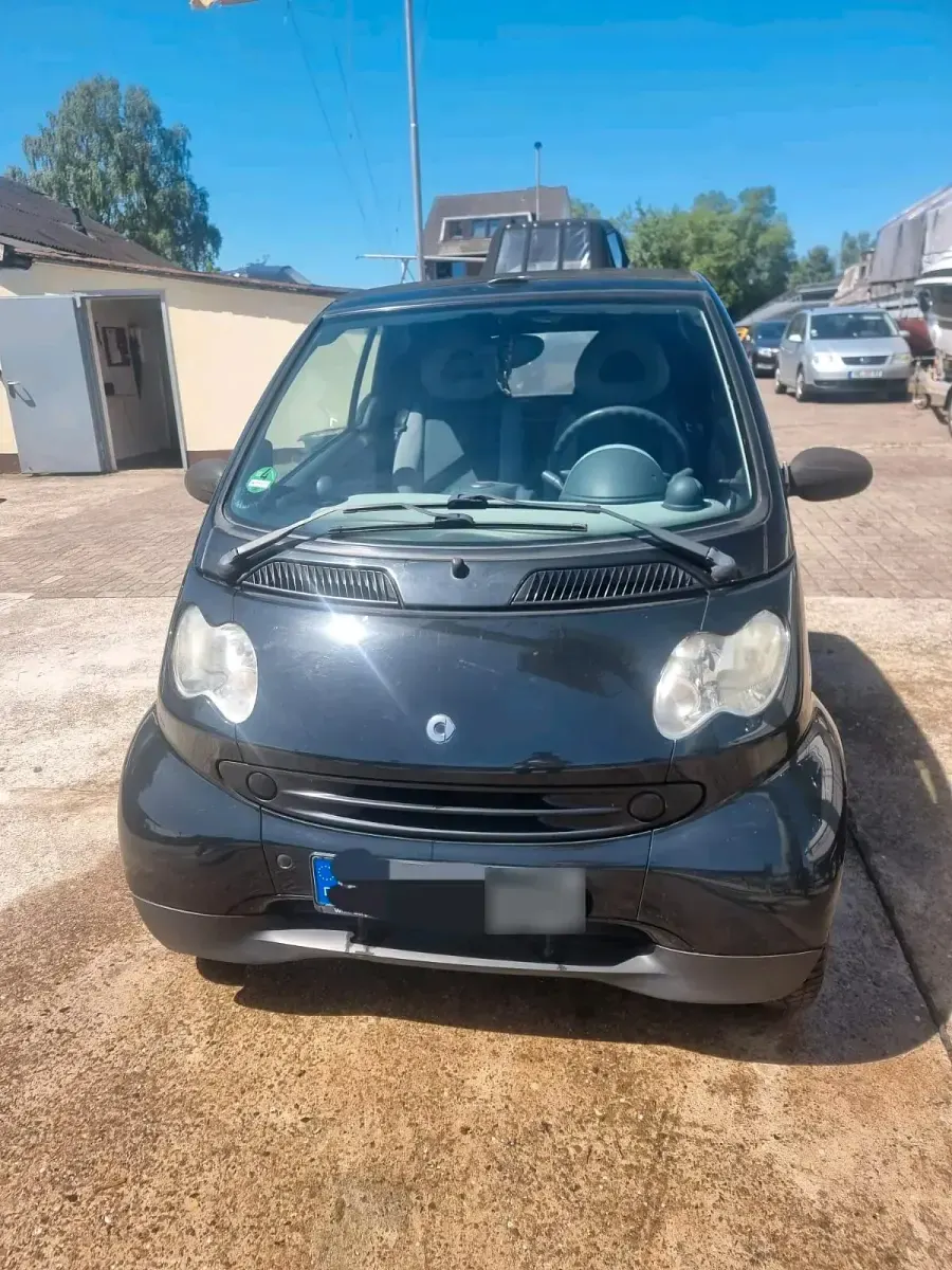 Używany Smart ForTwo Cabrio 60 KM (44 kW) 2003 Czarny Kabriolet