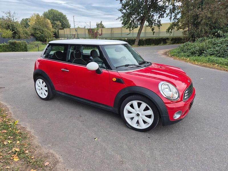Rot Gebraucht 2009 Mini Cooper Kleinwagen | 4.999 € (Guter Preis) - Bild 1/4