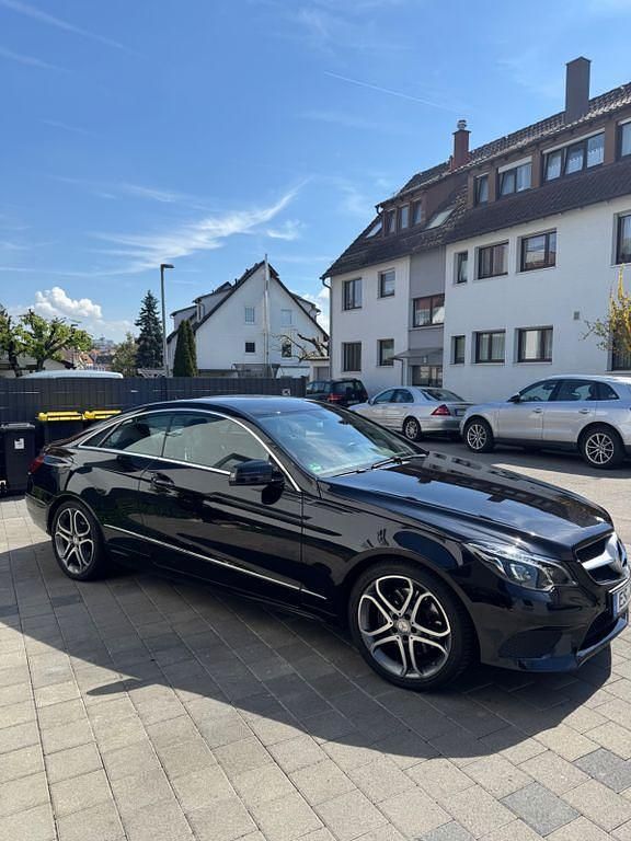 Usata Mercedes E250 211 CV (155 kW) 2014 Nero Coupé