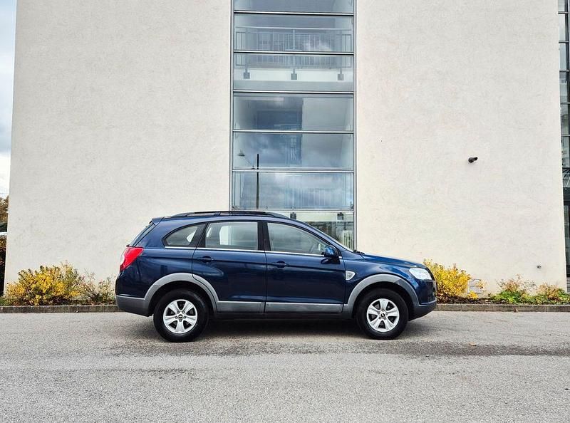 Gebraucht Chevrolet Captiva LS 136 PS (100 kW) 2009 Blau SUV