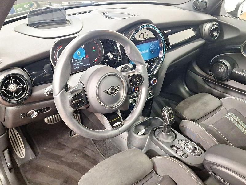 Gebraucht Mini John Cooper Works 231 PS (169 kW) 2022 Schwarz Kleinwagen