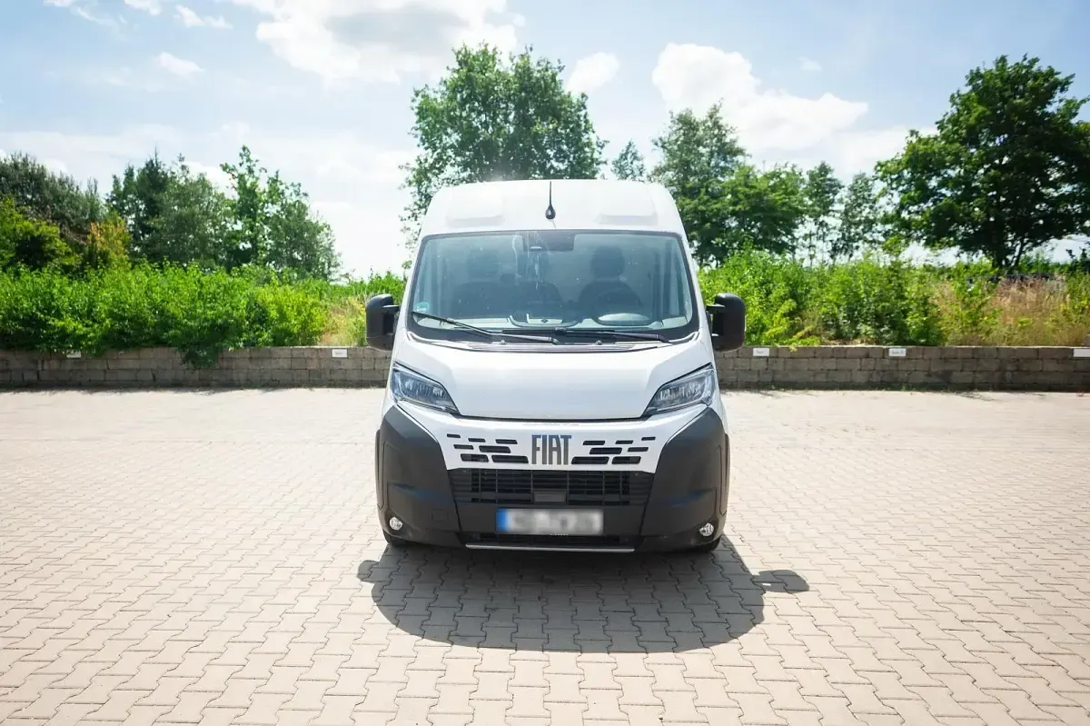Gebraucht Fiat Ducato 140 PS (102 kW) 2025 Weiß Van
