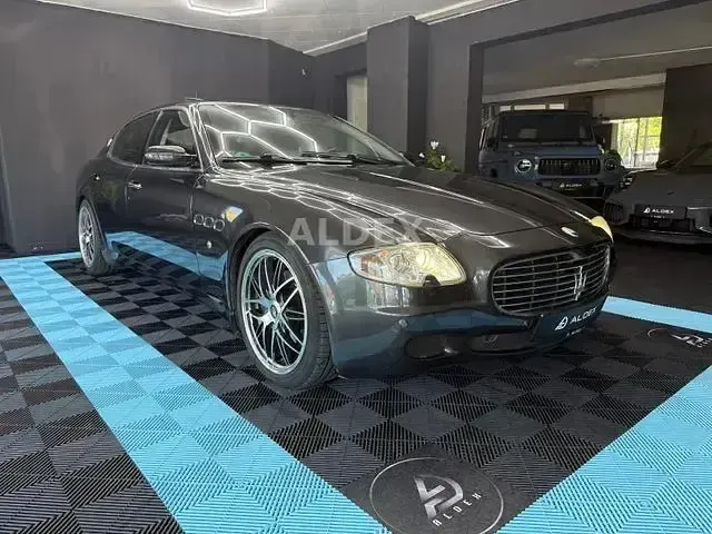 Gebraucht Maserati Quattroporte 400 PS (294 kW) 2007 Grau Limousine
