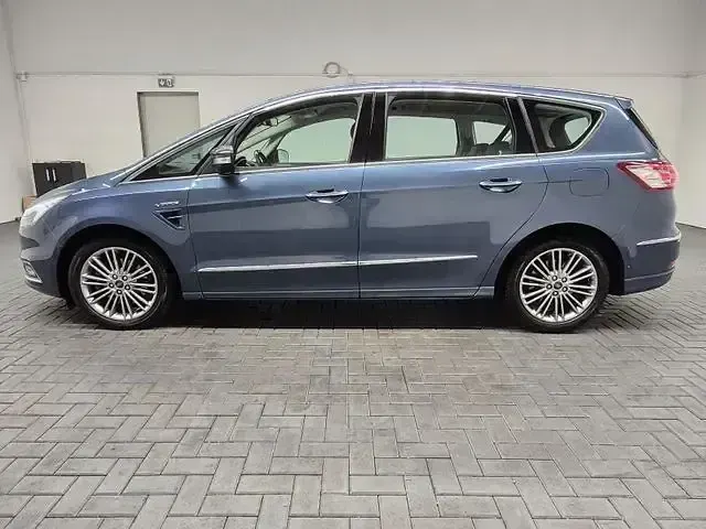 Gebraucht Ford S-MAX Vignale 190 PS (139 kW) 2019 Chromablau metallic Van / Kleinbus