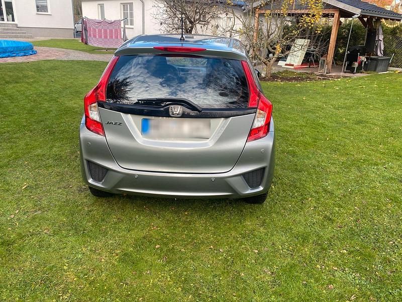 Gebraucht Honda Jazz 100 PS (73 kW) 2017 Blau Kleinwagen