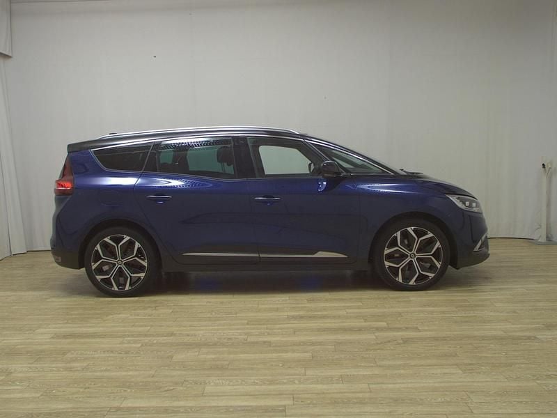 Blue + black Gebraucht 2021 Renault Scénic IV Intens Van / Kleinbus | 15.280 € (Guter Preis) - Bild 1/4