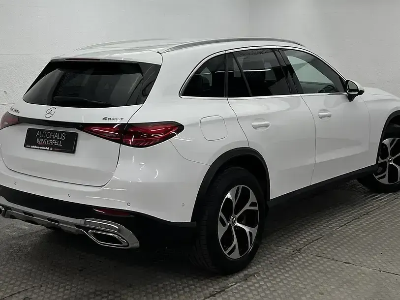 Gebraucht Mercedes GLC300e Advanced 313 PS (230 kW) 2024 Weiß SUV