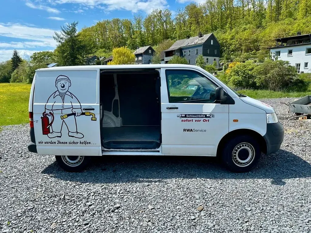 Second-hand VW Transporter 102 CP (75 kW) 2008 Alb Van