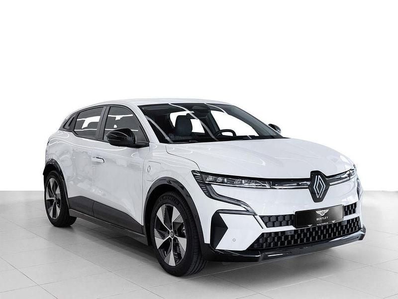 Weiß (arktisweiß (weiß)) Gebraucht 2023 Renault Mégane Equilibre Limousine | 28.900 € (Fairer Preis) - Bild 1/4