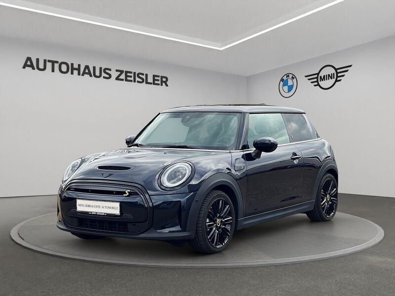 Mini yours enigmatic black Gebraucht 2023 Mini Cooper SE Hatch Kleinwagen | 21.780 € (Fairer Preis) - Bild 1/4