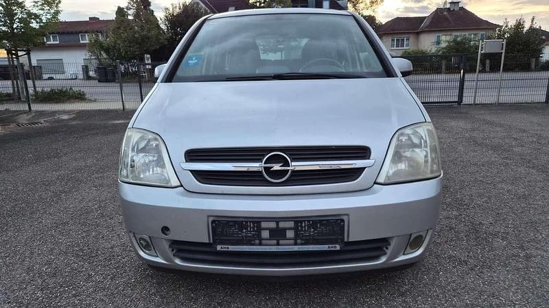 Silber Gebraucht 2003 Opel Meriva Cosmo Van / Kleinbus | 1.200 € (Guter Preis) - Bild 1/4