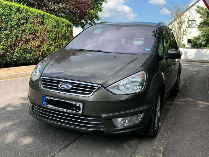 Braun Gebraucht 2014 Ford Galaxy Trend Van / Kleinbus | 13.950 € - Bild 1/4