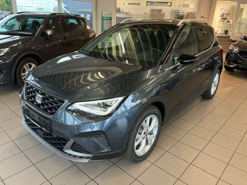 Gebraucht Seat Arona FR 110 PS (80 kW) 2024 Magnetic grau SUV